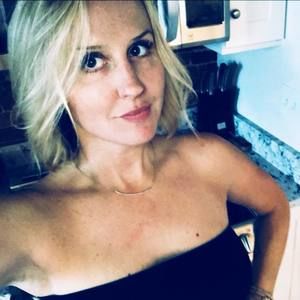 Meet your Posher, Vivien